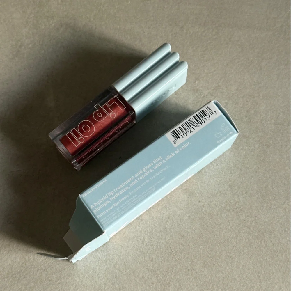 Kosas Wet Lip Oil Gloss in Dip Hydrating Clean Lip Gloss